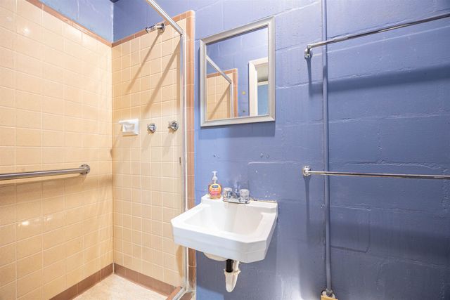 493 NE Shelby Extension, Madison, FL 32340