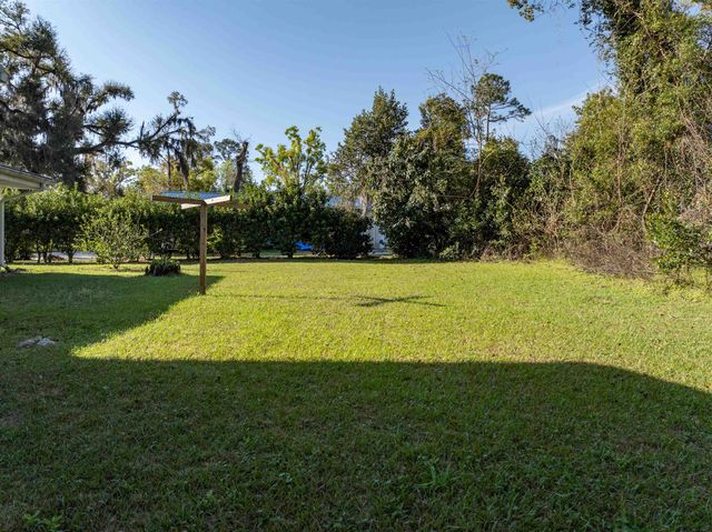 493 NE Shelby Extension, Madison, FL 32340