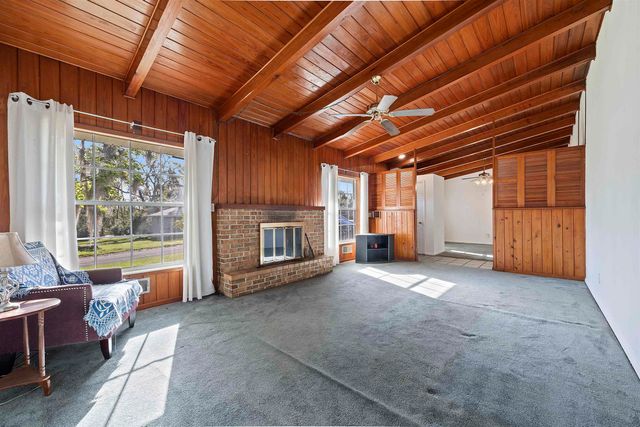 493 NE Shelby Extension, Madison, FL 32340