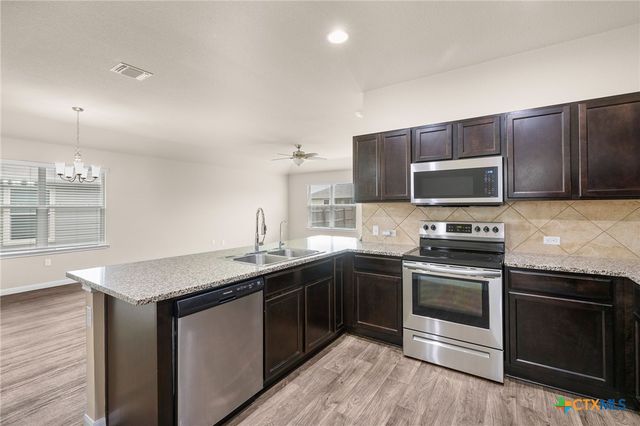 210 Garcitas Creek Lane, Hutto, TX 78634
