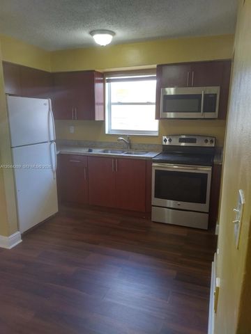 2835 NW 22nd Avenue, Miami, FL 33142