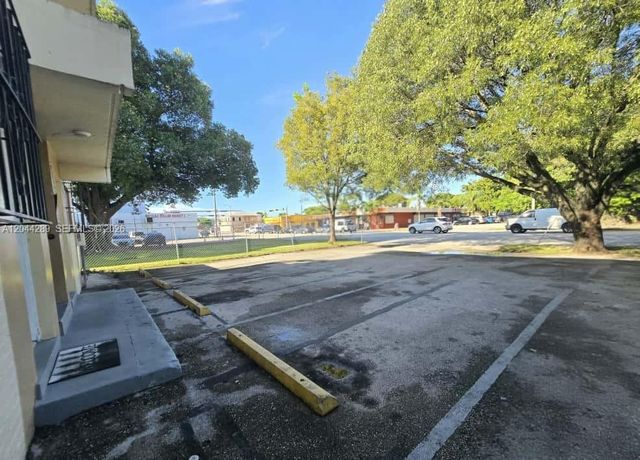 2835 NW 22nd Avenue, Miami, FL 33142