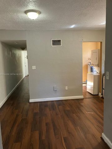 2835 NW 22nd Avenue, Miami, FL 33142