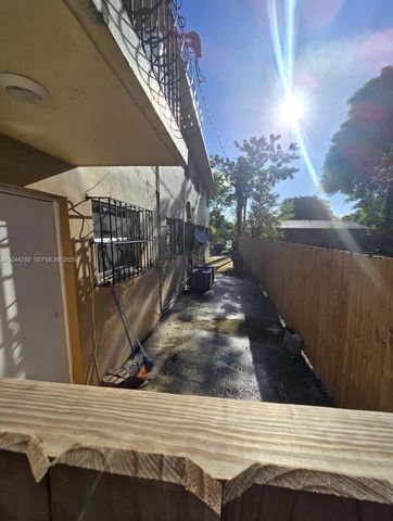 2835 NW 22nd Avenue, Miami, FL 33142