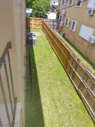 2835 NW 22nd Avenue, Miami, FL 33142