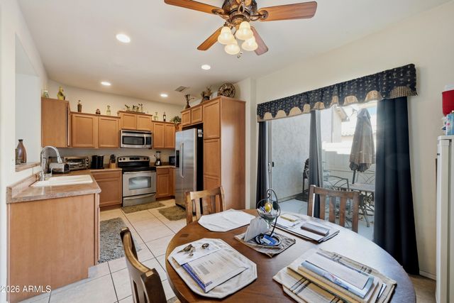 8429 W VERNON Avenue, Phoenix, AZ 85037