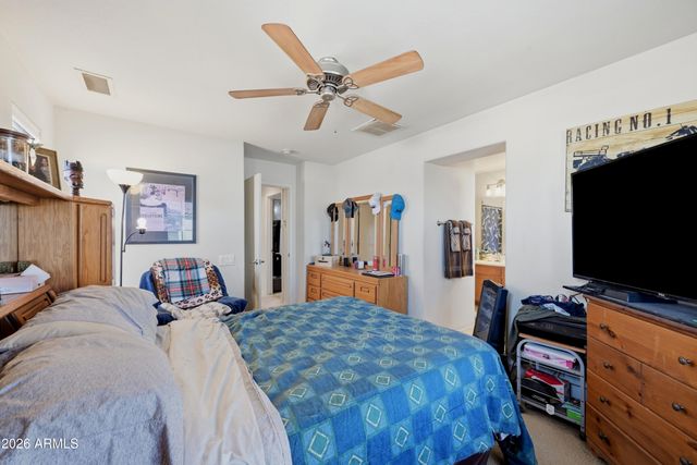 8429 W VERNON Avenue, Phoenix, AZ 85037