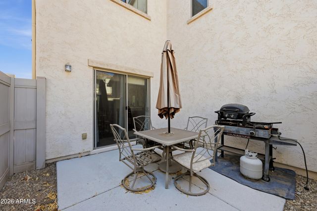 8429 W VERNON Avenue, Phoenix, AZ 85037