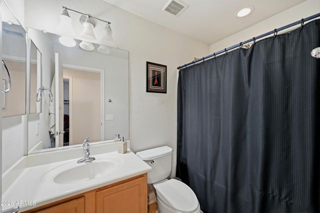 8429 W VERNON Avenue, Phoenix, AZ 85037