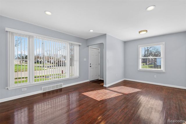 8154 Quinn Street, Detroit, MI 48234