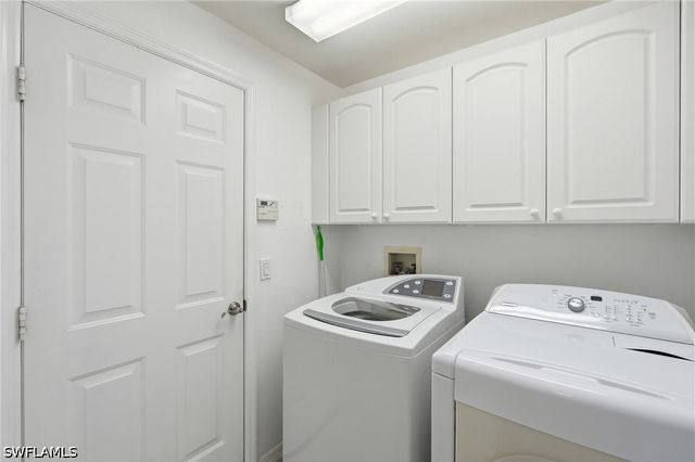 6513 Castlelawn PL, Naples, FL 34113