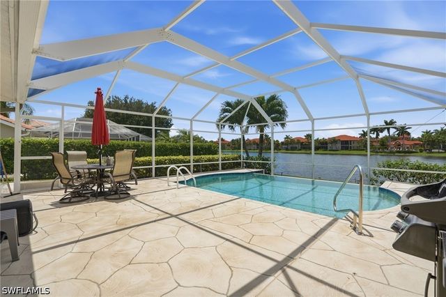 6513 Castlelawn PL, Naples, FL 34113