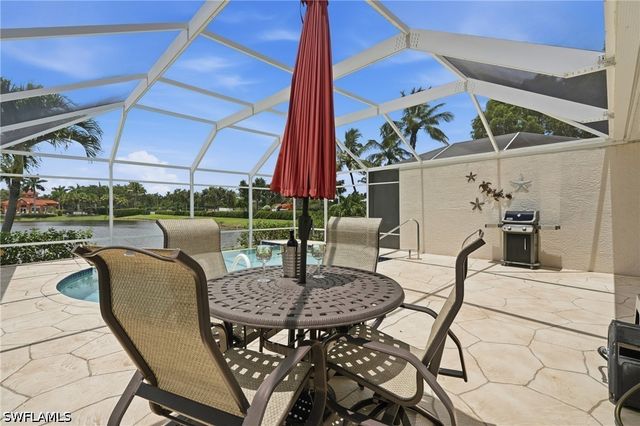 6513 Castlelawn PL, Naples, FL 34113