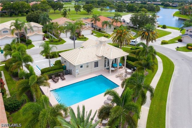 6513 Castlelawn PL, Naples, FL 34113