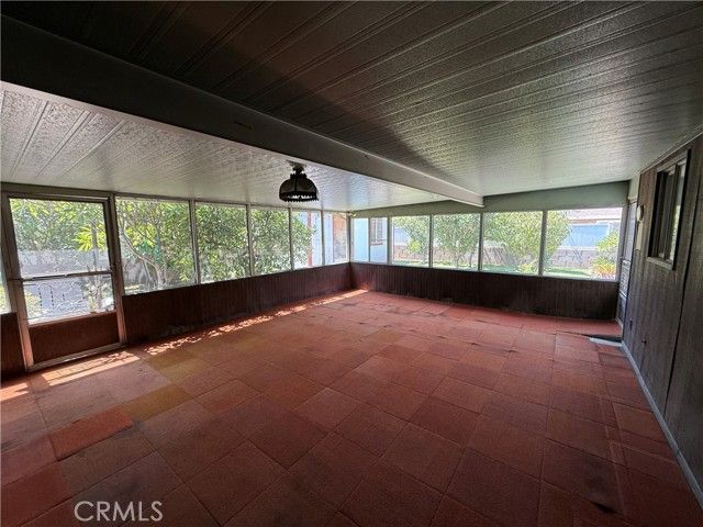 4271 Hines Avenue, Riverside, CA 92505