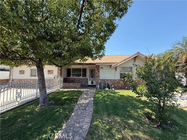 4271 Hines Avenue, Riverside, CA 92505