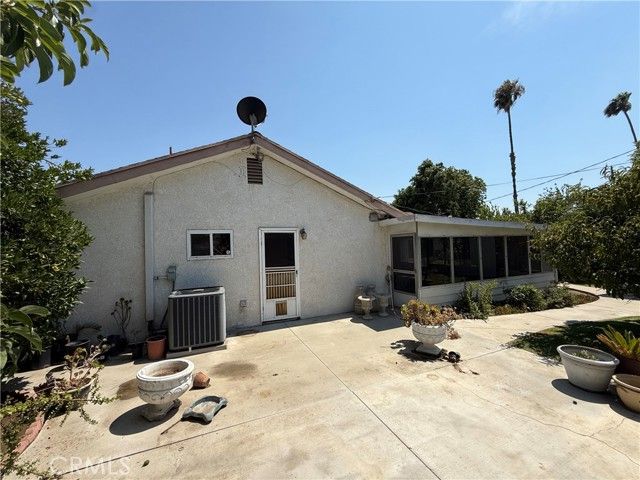 4271 Hines Avenue, Riverside, CA 92505