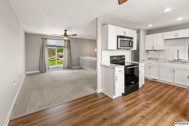 7215 S 81st Street, La Vista, NE 68128