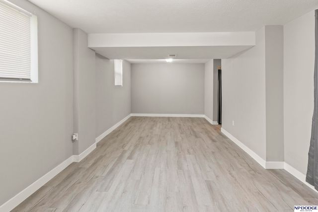 7215 S 81st Street, La Vista, NE 68128