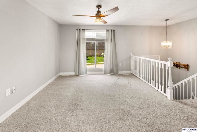 7215 S 81st Street, La Vista, NE 68128