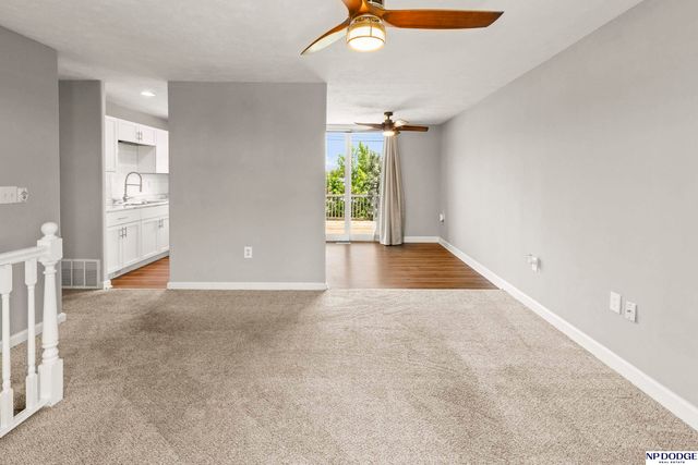 7215 S 81st Street, La Vista, NE 68128