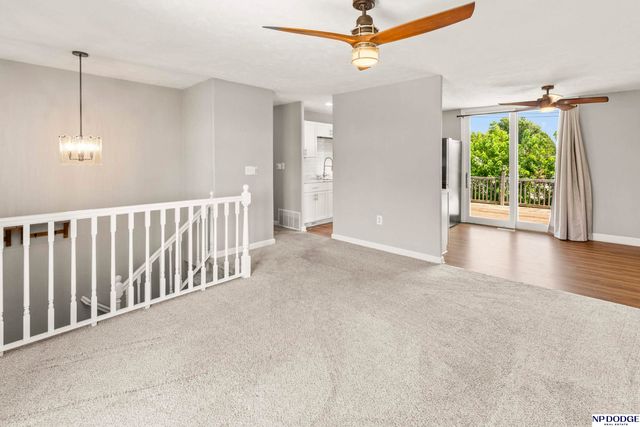 7215 S 81st Street, La Vista, NE 68128