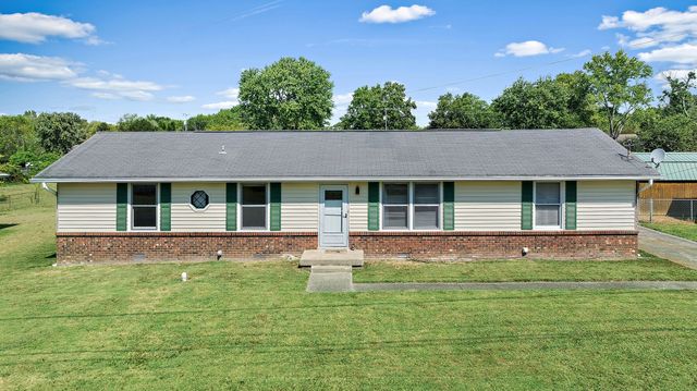 125 Scotch St, Hendersonville, TN 37075