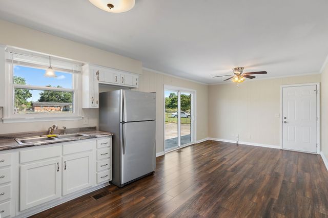 125 Scotch St, Hendersonville, TN 37075