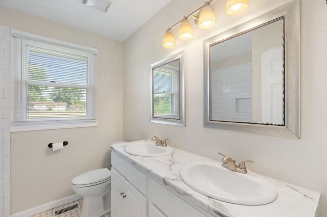 125 Scotch St, Hendersonville, TN 37075