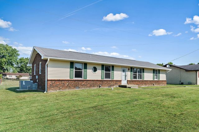 125 Scotch St, Hendersonville, TN 37075