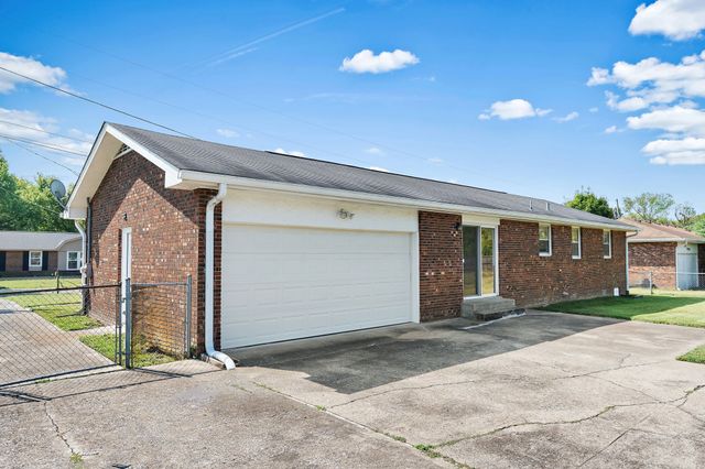 125 Scotch St, Hendersonville, TN 37075