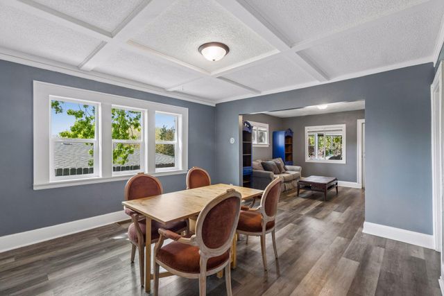 1726 4th Street E, Saint Paul, MN 55106