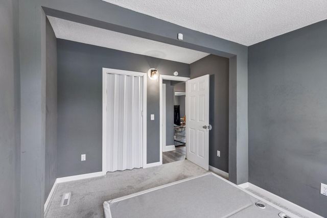 1726 4th Street E, Saint Paul, MN 55106
