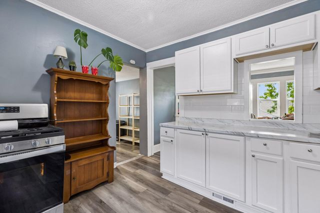 1726 4th Street E, Saint Paul, MN 55106
