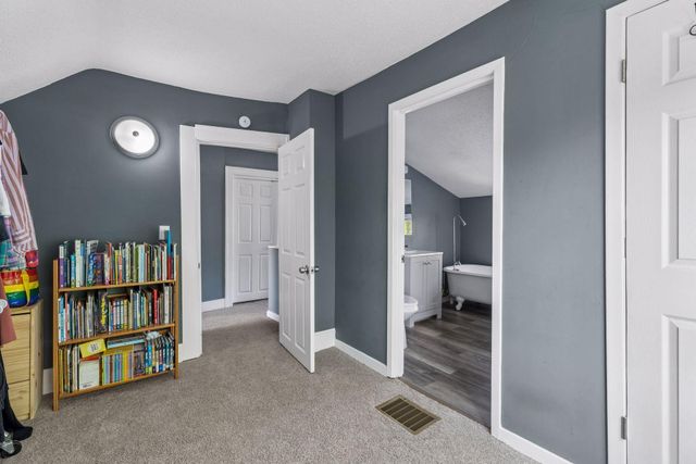 1726 4th Street E, Saint Paul, MN 55106