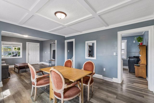 1726 4th Street E, Saint Paul, MN 55106