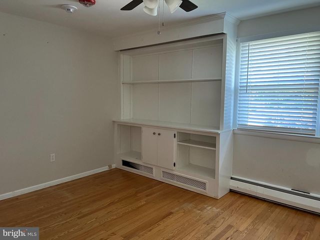 319 MEETINGHOUSE LN, Media, PA 19063