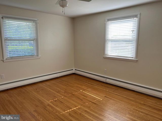 319 MEETINGHOUSE LN, Media, PA 19063