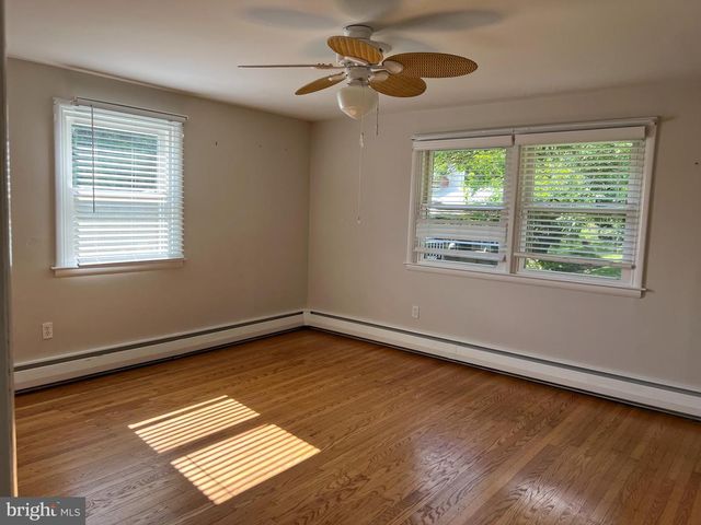 319 MEETINGHOUSE LN, Media, PA 19063