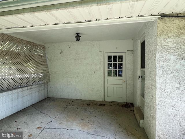 319 MEETINGHOUSE LN, Media, PA 19063