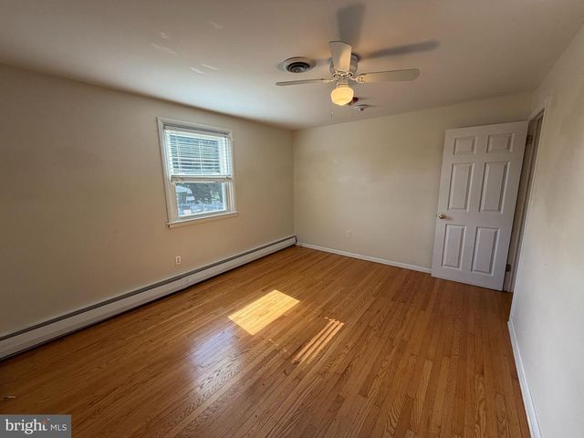 319 MEETINGHOUSE LN, Media, PA 19063