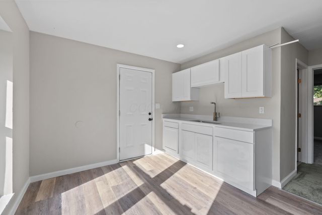 1576 Koebel Road, Columbus, OH 43207
