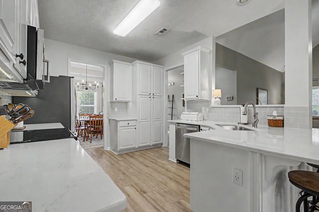 118 Willow Bend Cir, Senoia, GA 30276