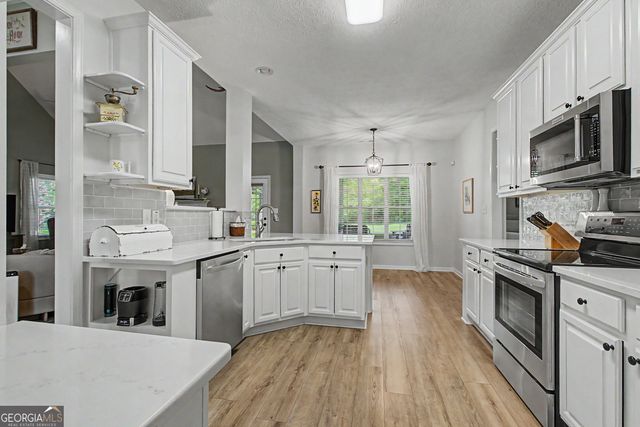 118 Willow Bend Cir, Senoia, GA 30276