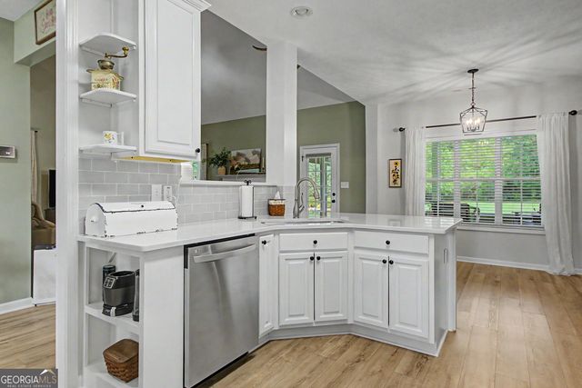 118 Willow Bend Cir, Senoia, GA 30276