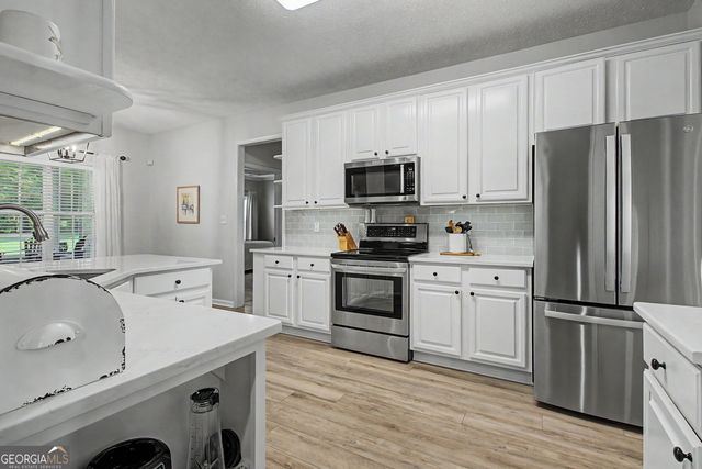 118 Willow Bend Cir, Senoia, GA 30276