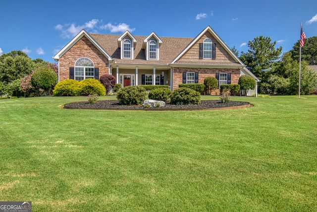 118 Willow Bend Cir, Senoia, GA 30276