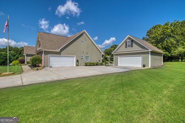 118 Willow Bend Cir, Senoia, GA 30276