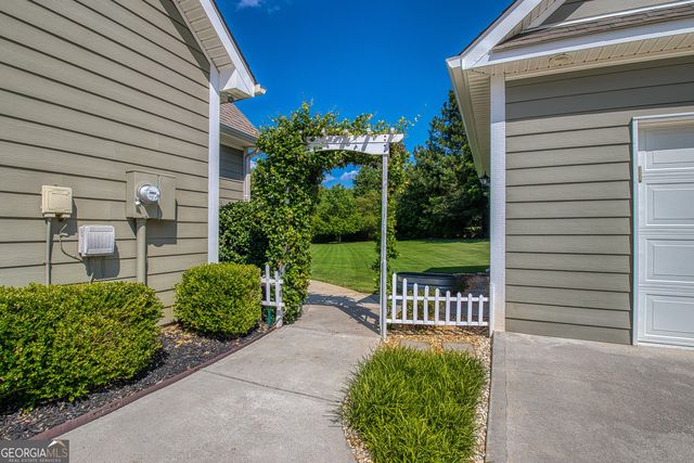 118 Willow Bend Cir, Senoia, GA 30276