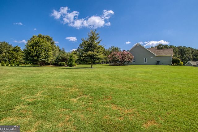 118 Willow Bend Cir, Senoia, GA 30276